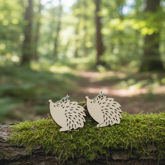 Metsämaahisen Siili – puiset korvakorut