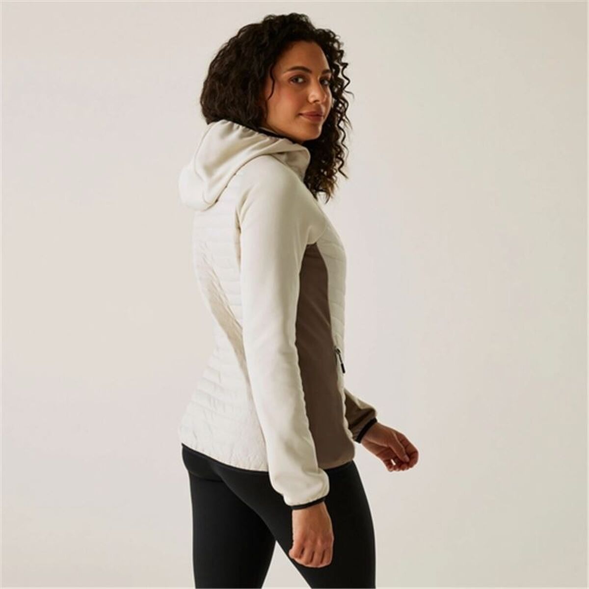 V2H1E5394D71BFFF048D40892754A3BEC6ER7693419P5