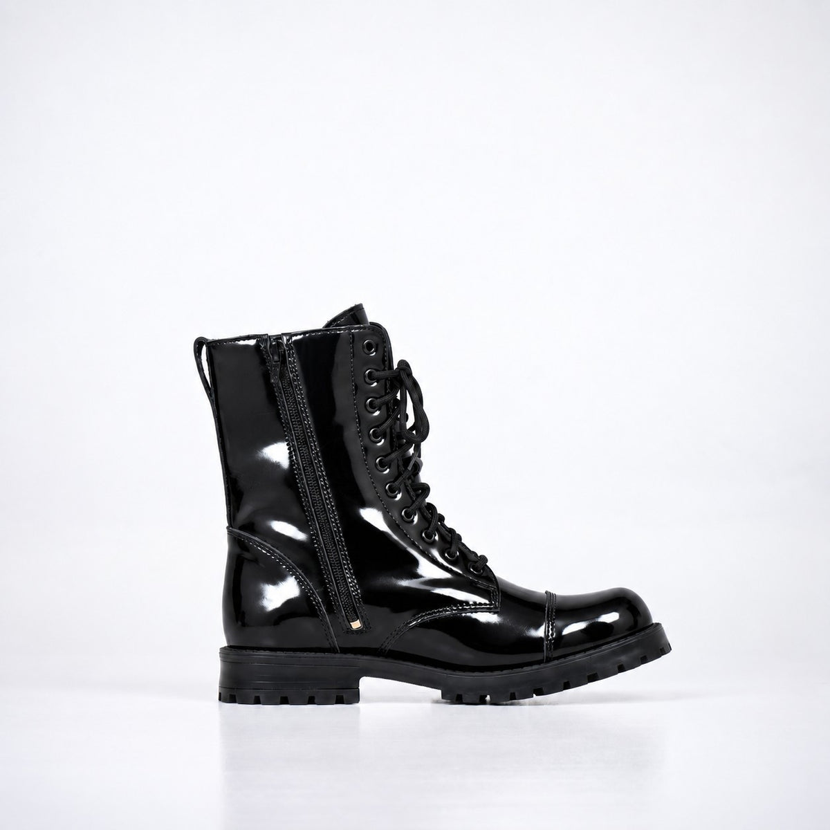 511 Patent Black with Zipper