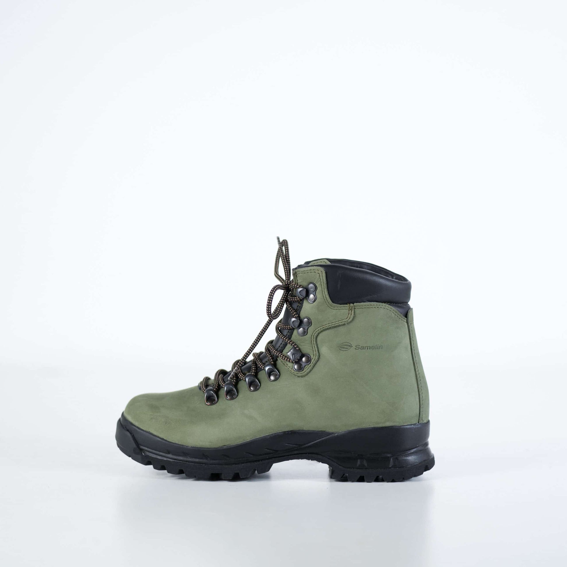 5531 Firtree Hiking Boots