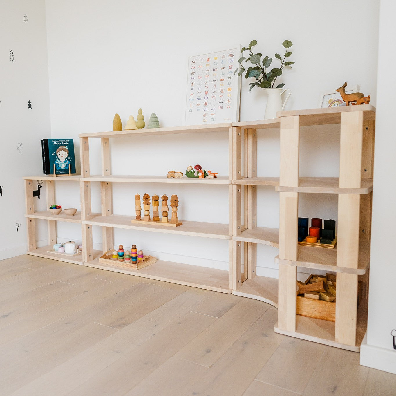 Modular Montessori Shelf Corner - 2 Shelves