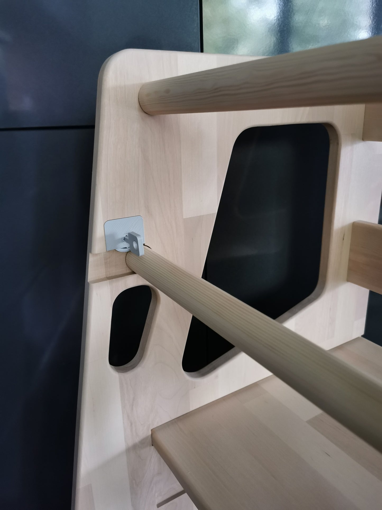 Montessori Tower Safety+