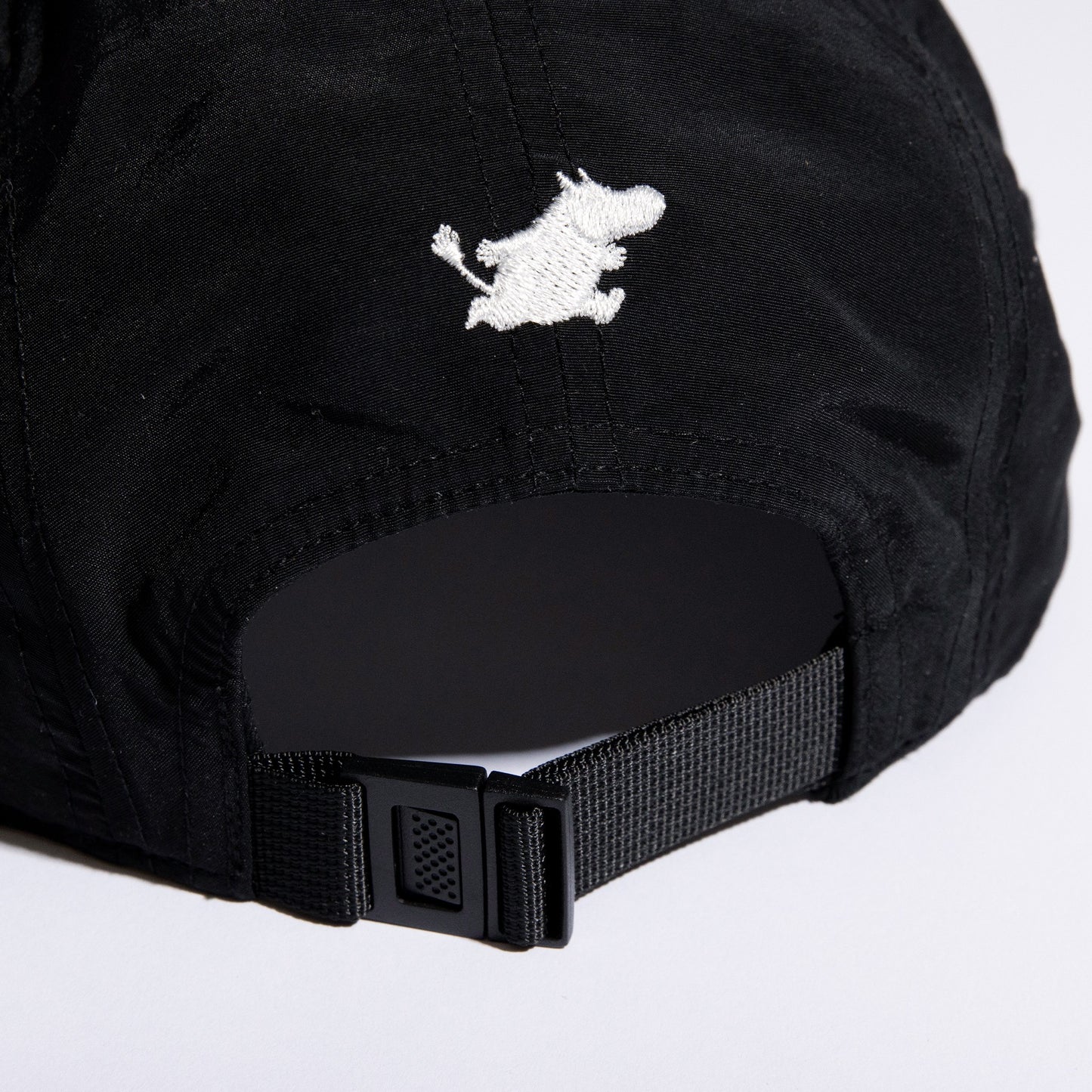 Moomintroll Adventure Nylon 5-panel Cap - Black